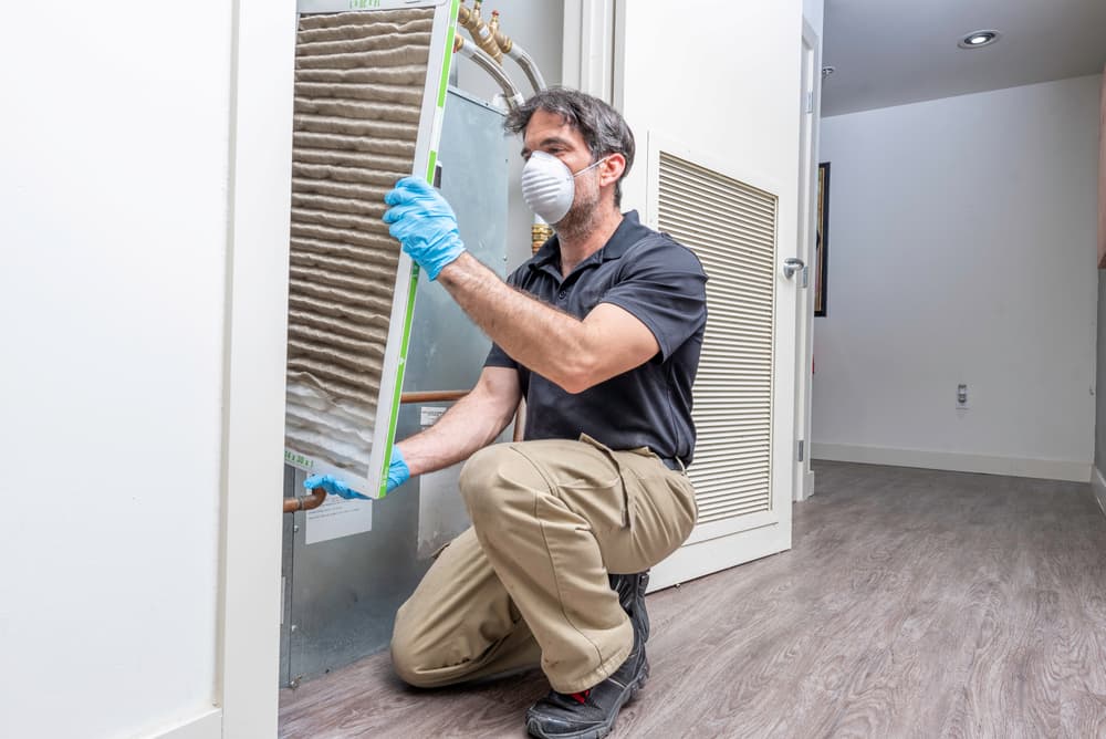 Indoor Air Quality Cleaning Dirty Filter