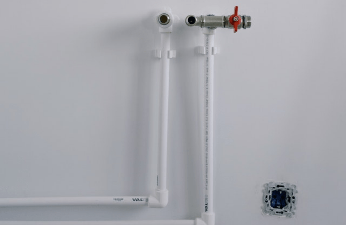 Read more about the article Common Plumbing Emergencies to Avoid